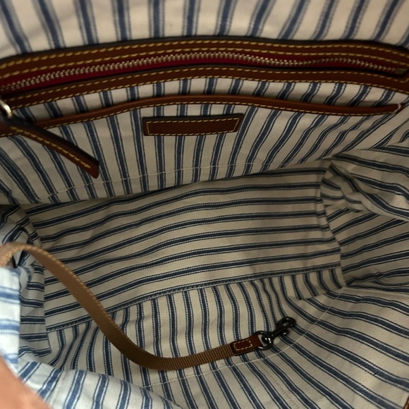 Dooney and Bourke Wayfarer Sac Blue EUC - Picture 13 of 17